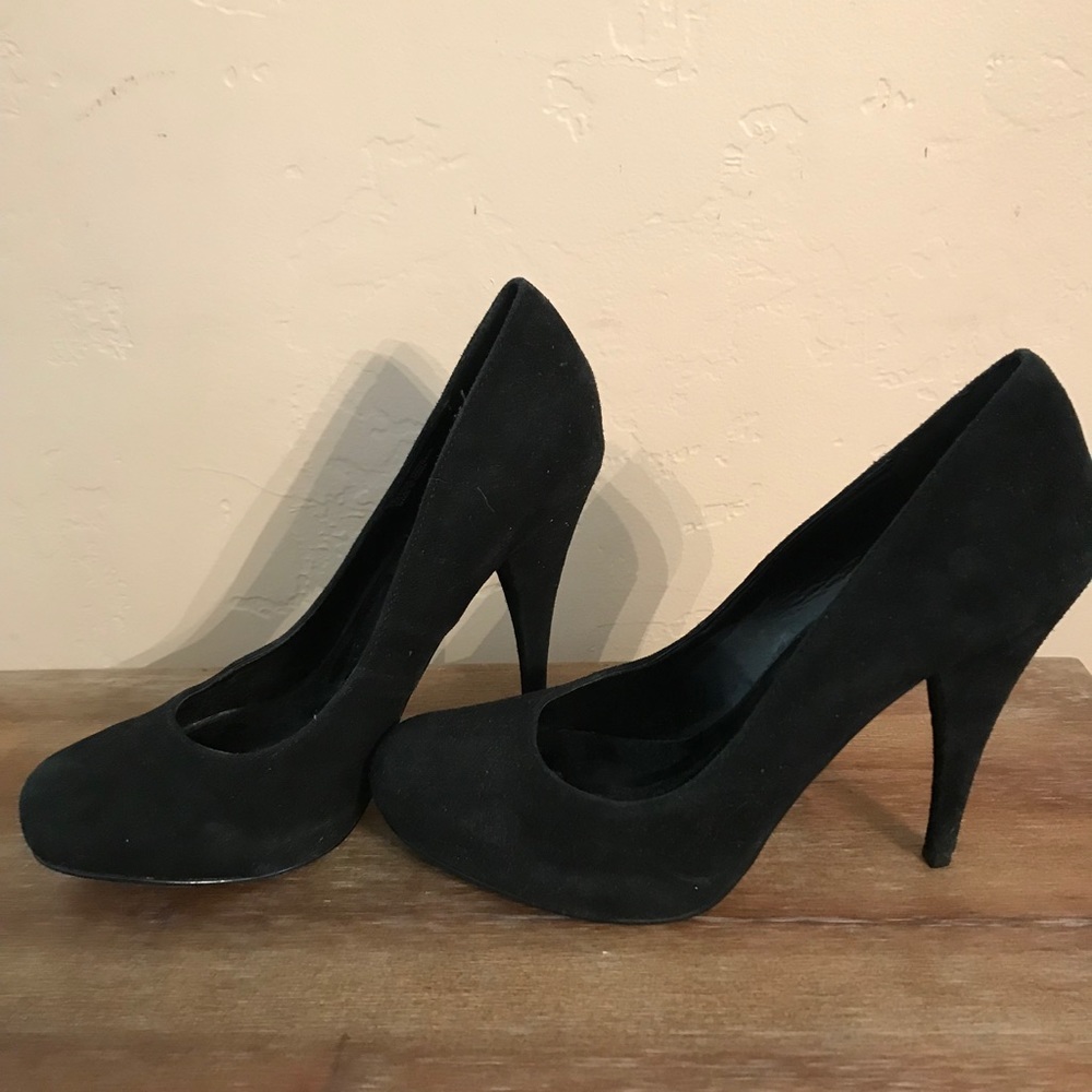 Steve Madden Trinitie black velvet heel